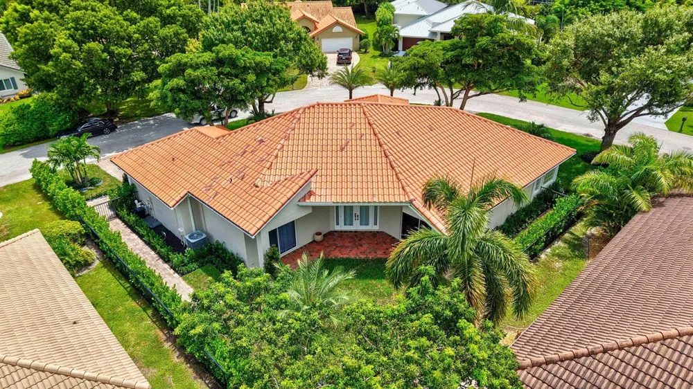 950 Greensward Lane Delray Beach, FL 33445