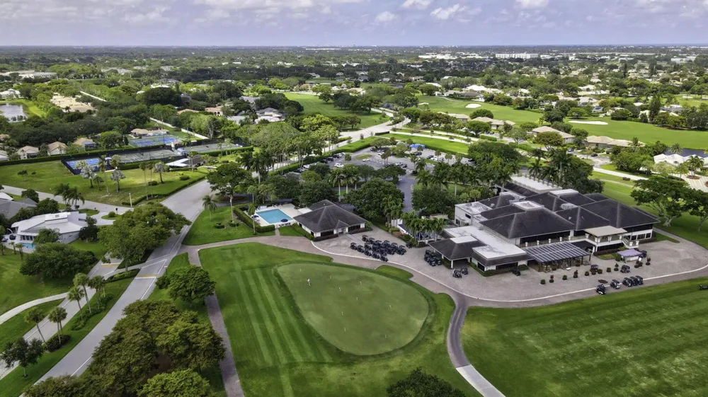 950 Greensward Lane Delray Beach, FL 33445