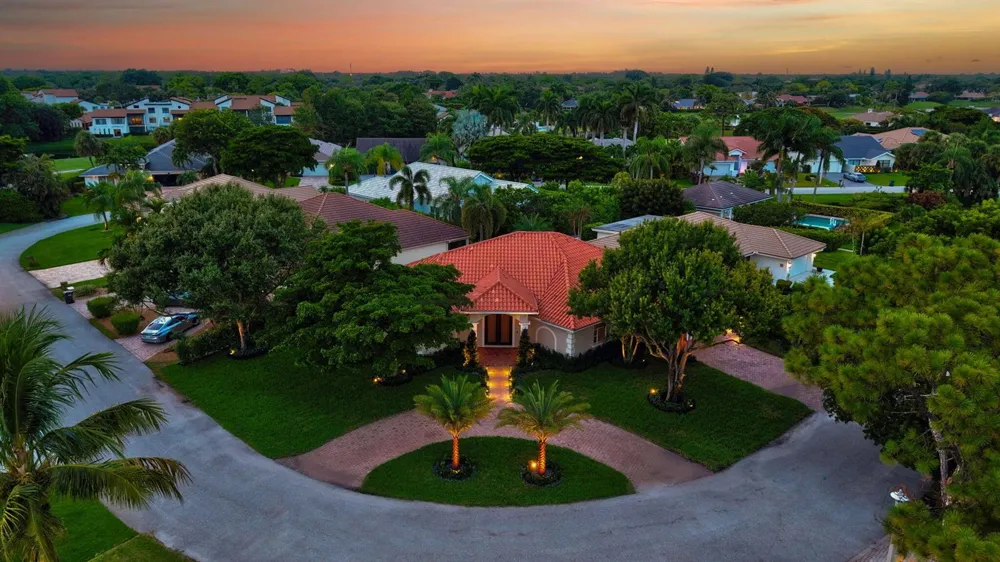950 Greensward Lane Delray Beach, FL 33445