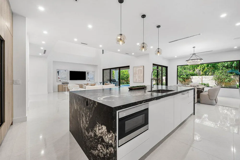 451 NW 7th Avenue Boca Raton, FL 33486