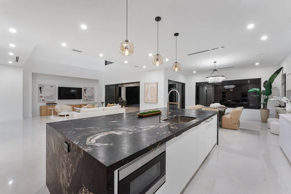 451 NW 7th Avenue Boca Raton, FL 33486