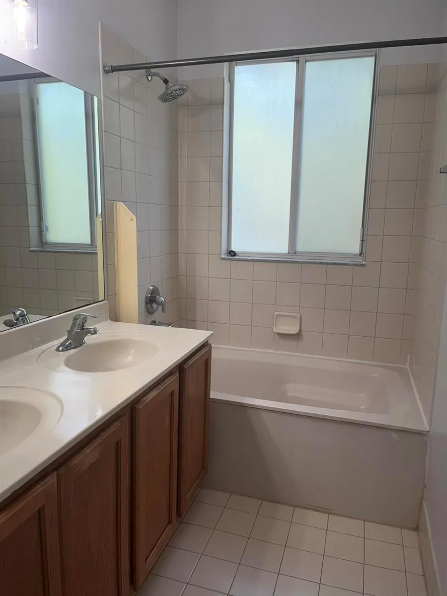 3231 LAUREL RIDGE CIRCLE Riviera Beach, FL 33404
