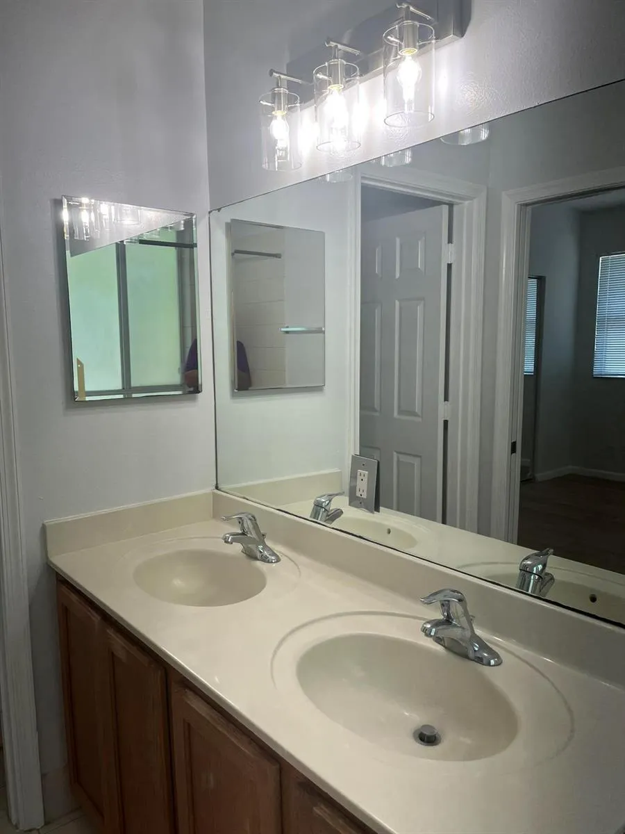 3231 LAUREL RIDGE CIRCLE Riviera Beach, FL 33404