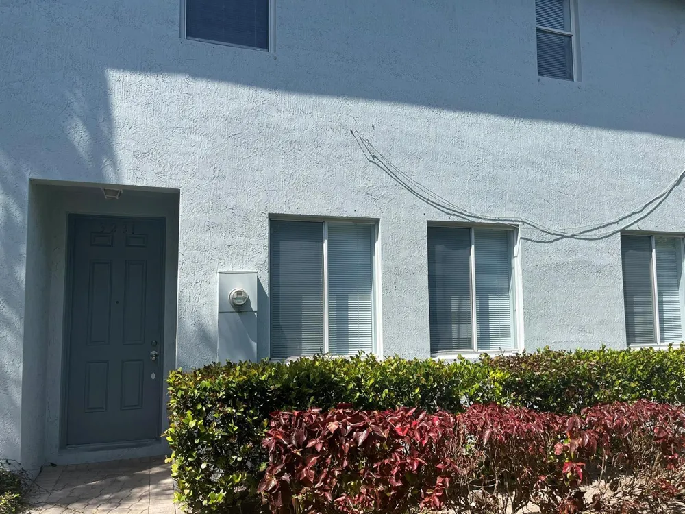 3231 LAUREL RIDGE CIRCLE Riviera Beach, FL 33404