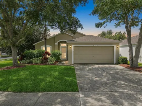 815 Greenleaf Circle