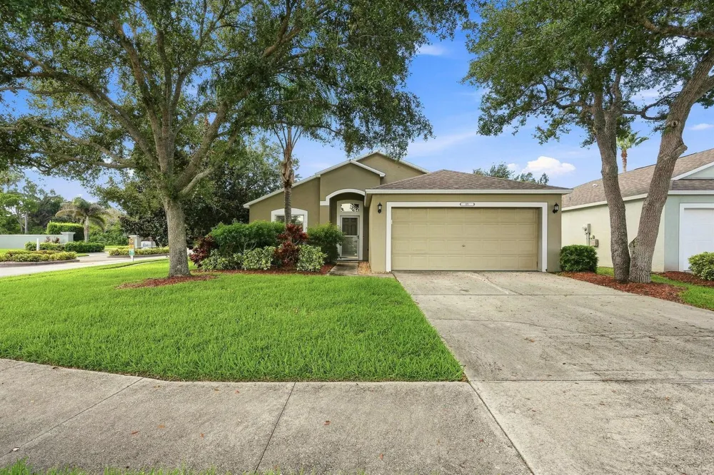 815 Greenleaf Circle Vero Beach, FL 32960