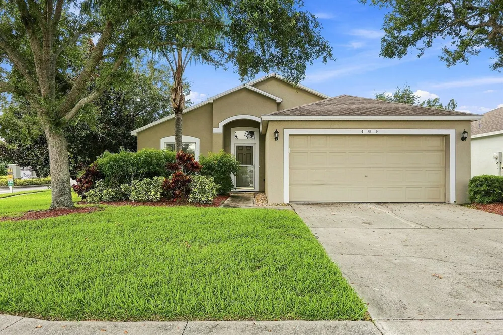 815 Greenleaf Circle Vero Beach, FL 32960