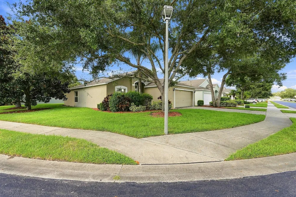 815 Greenleaf Circle Vero Beach, FL 32960