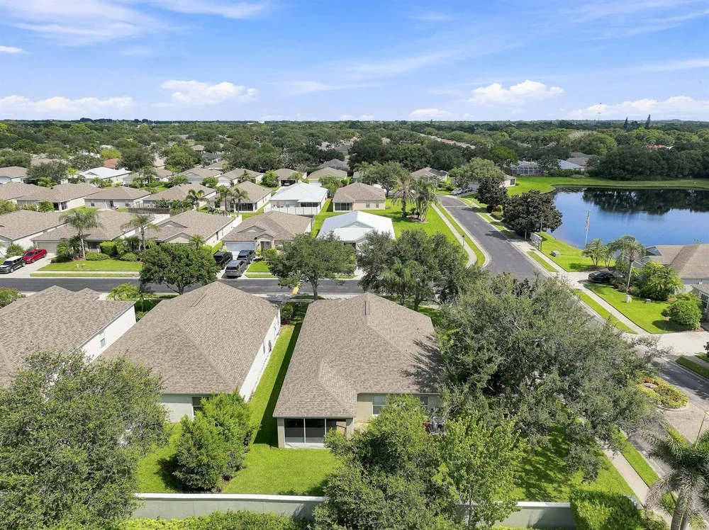 815 Greenleaf Circle Vero Beach, FL 32960