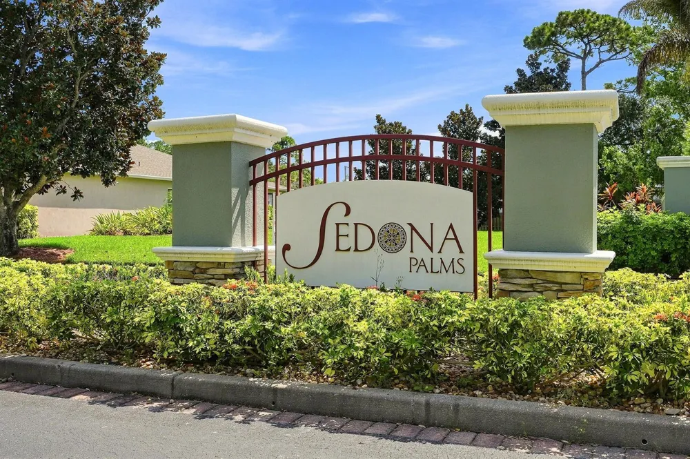 815 Greenleaf Circle Vero Beach, FL 32960