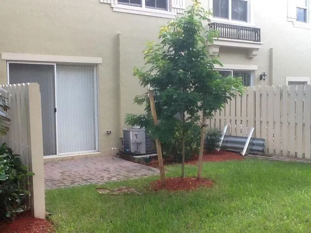 101 Lake Monterey Circle #101 Boynton Beach, FL 33426
