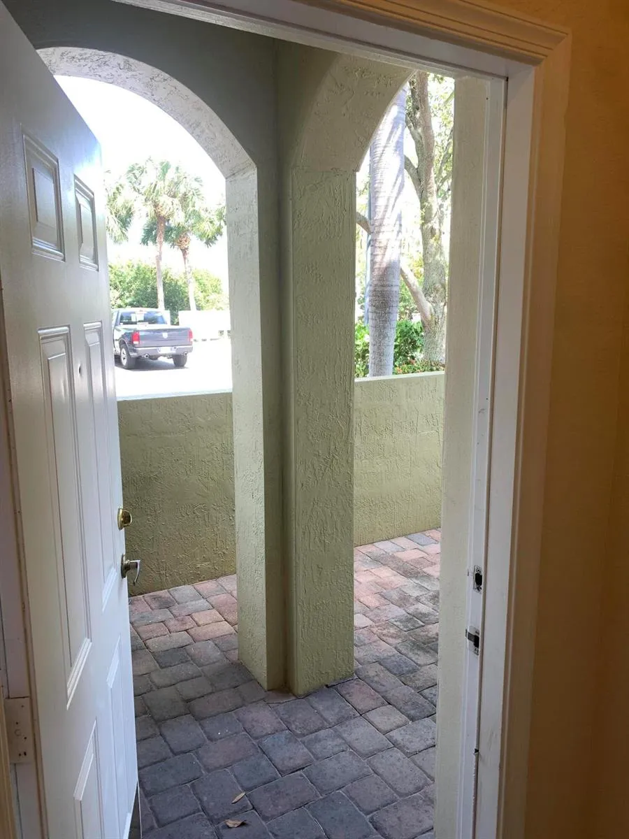 101 Lake Monterey Circle #101 Boynton Beach, FL 33426
