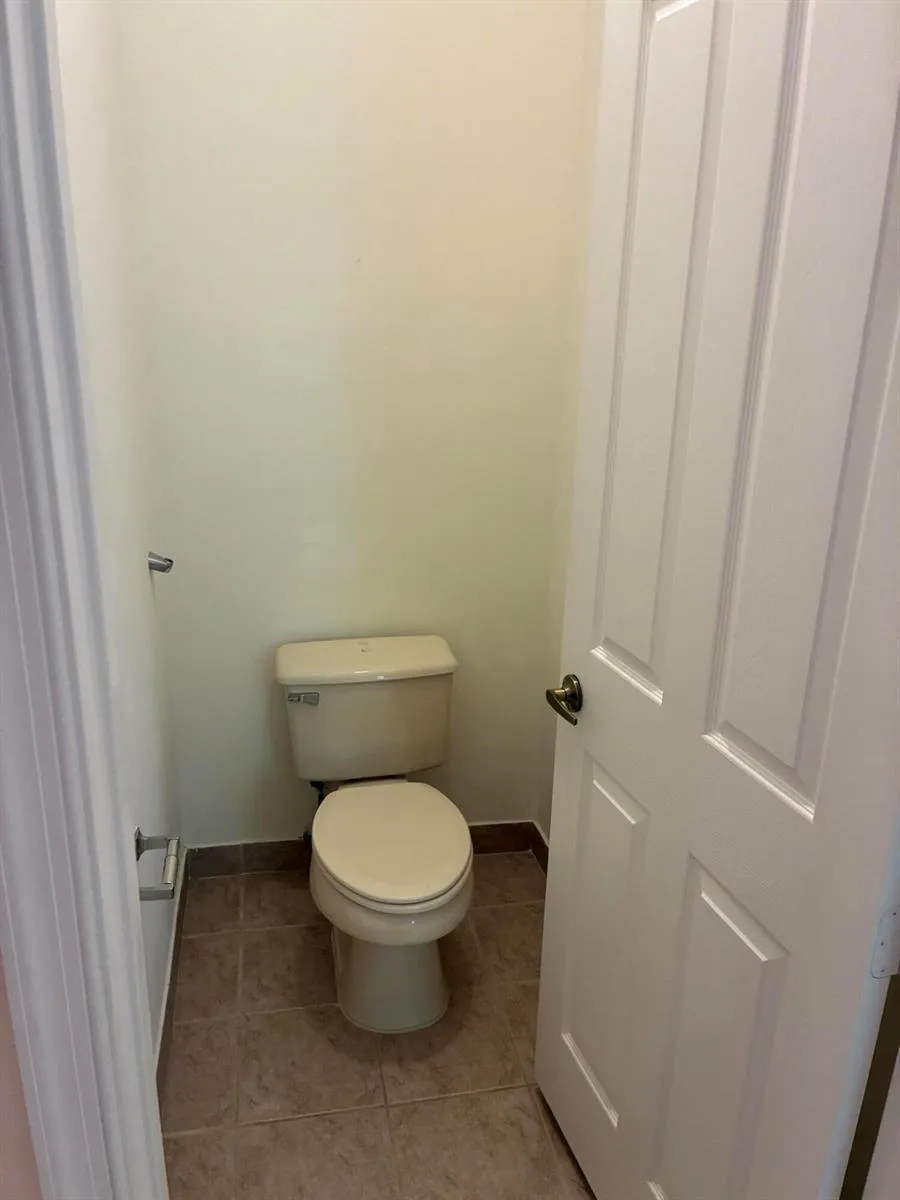 101 Lake Monterey Circle #101 Boynton Beach, FL 33426