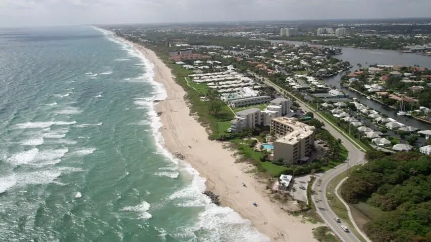 101 Lake Monterey Circle #101 Boynton Beach, FL 33426