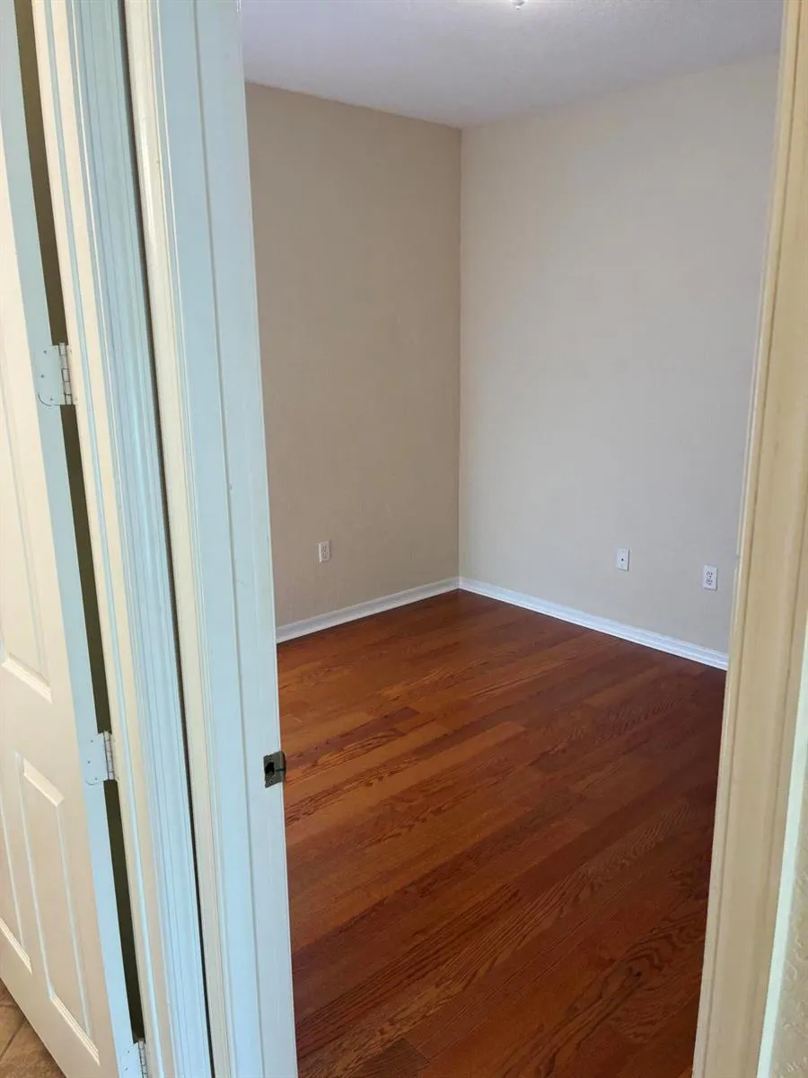 101 Lake Monterey Circle #101 Boynton Beach, FL 33426