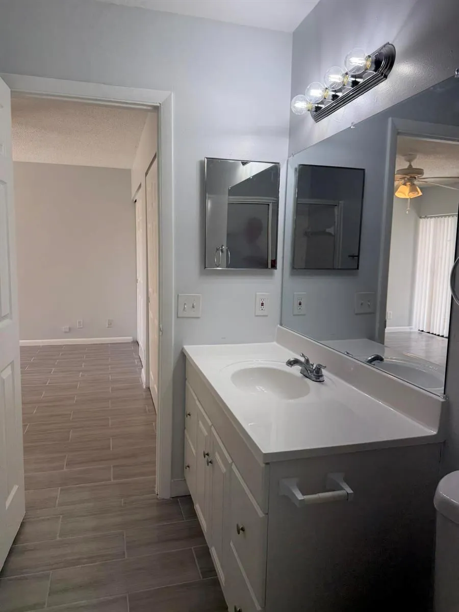 1501 WATERVIEW CIRCLE Palm Springs, FL 33461