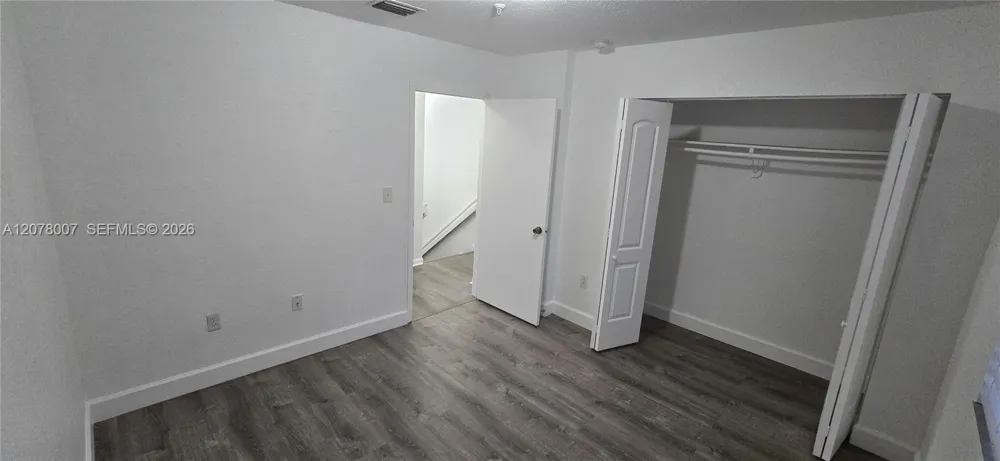 8027 NW 8th St #13 Miami, FL 33126