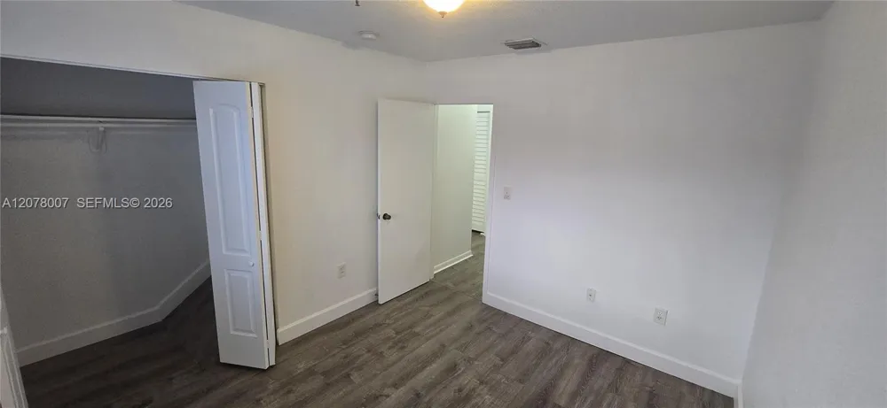 8027 NW 8th St #13 Miami, FL 33126