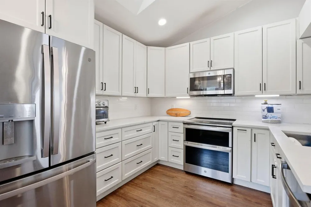 944 Dickens Place West Palm Beach, FL 33411