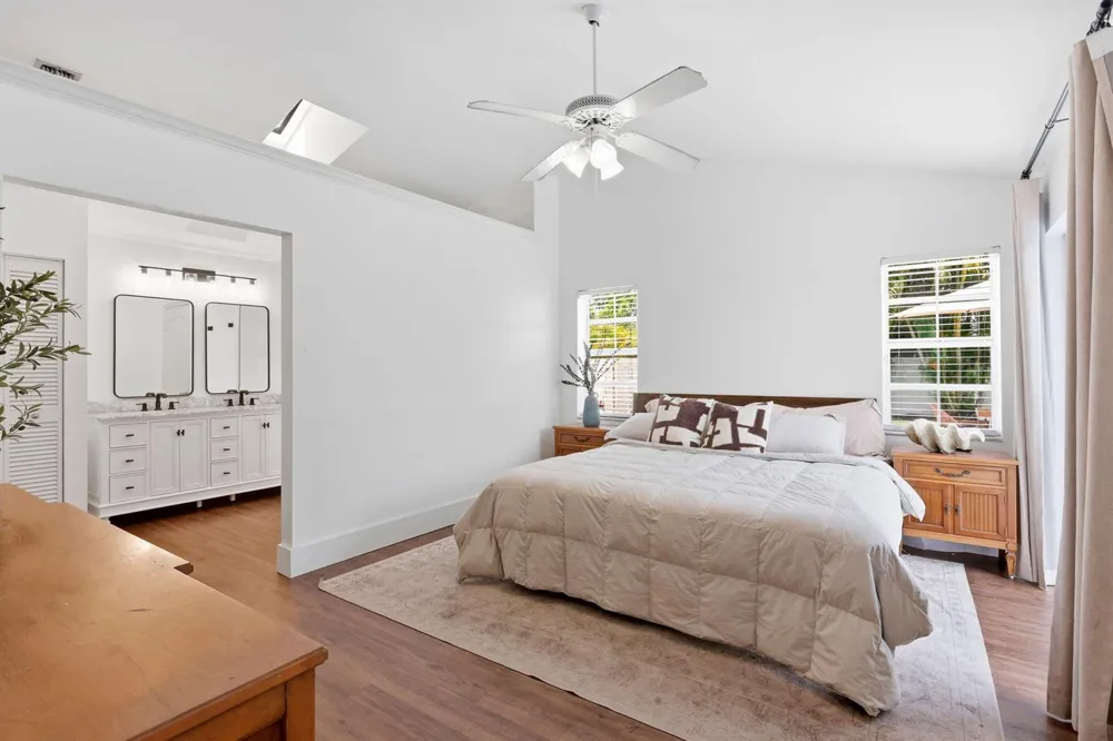 944 Dickens Place West Palm Beach, FL 33411