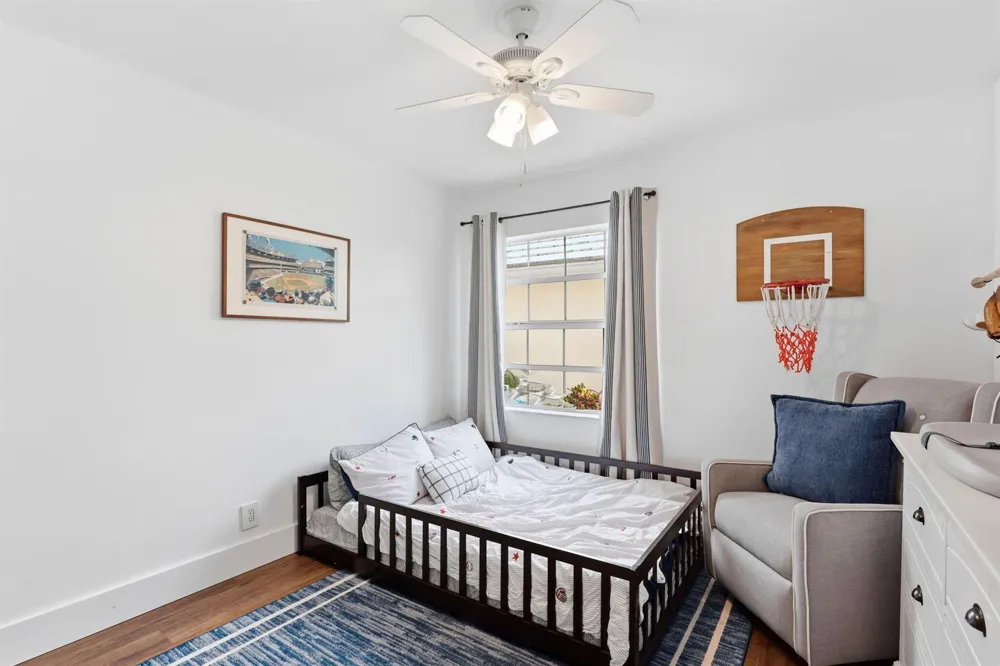 944 Dickens Place West Palm Beach, FL 33411
