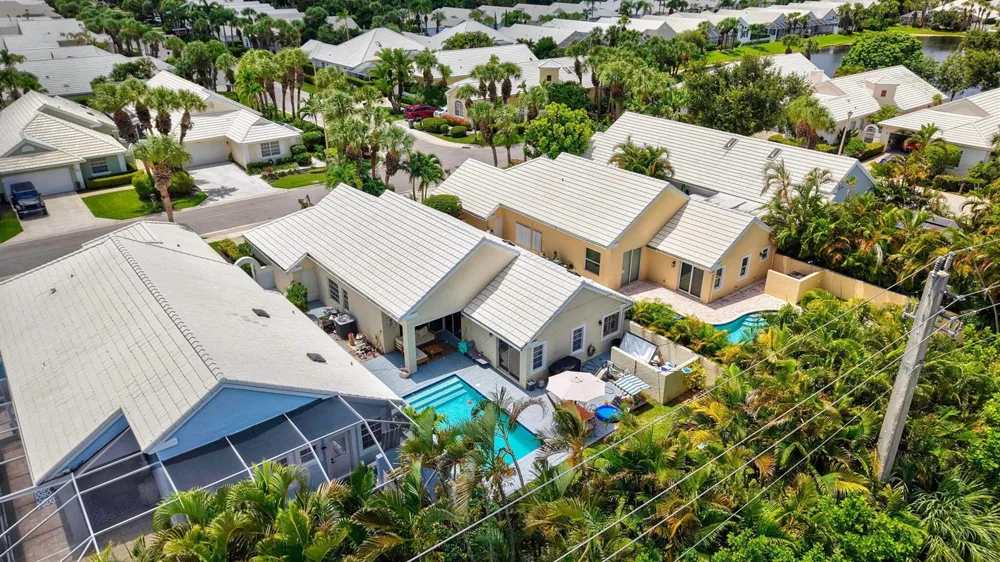 944 Dickens Place West Palm Beach, FL 33411