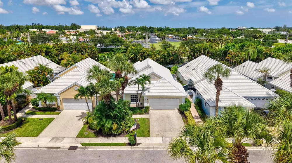 944 Dickens Place West Palm Beach, FL 33411