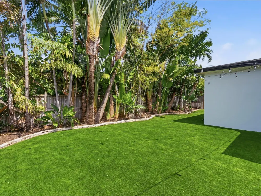 2860 MONROE STREET Hollywood, FL 33020