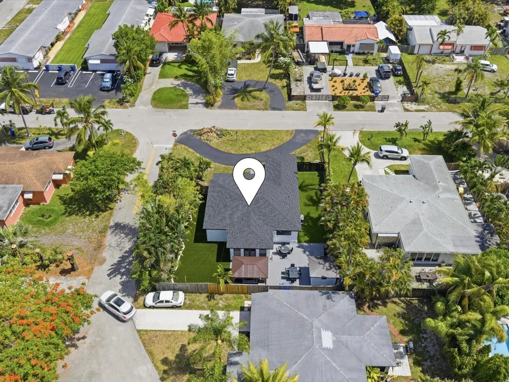 2860 MONROE STREET Hollywood, FL 33020
