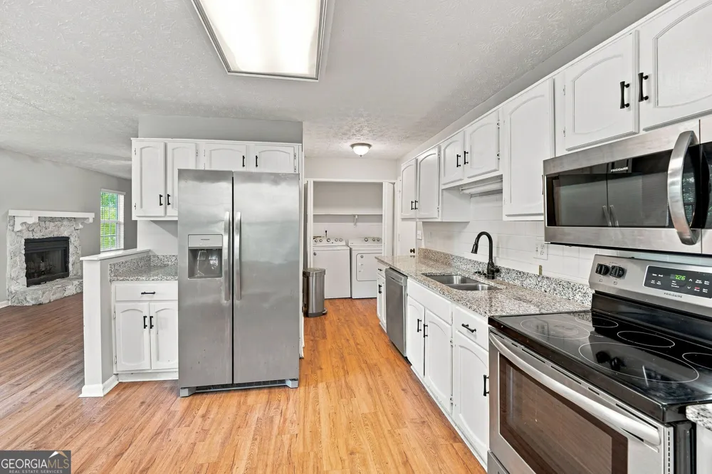 2313 Ivy Crest DR Buford, GA 30519