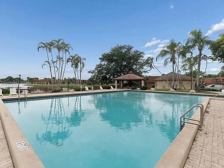 1200 SW 118th Ter #1200 Davie, FL 33325