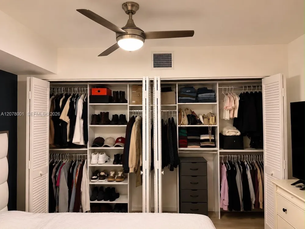 1200 SW 118th Ter #1200 Davie, FL 33325