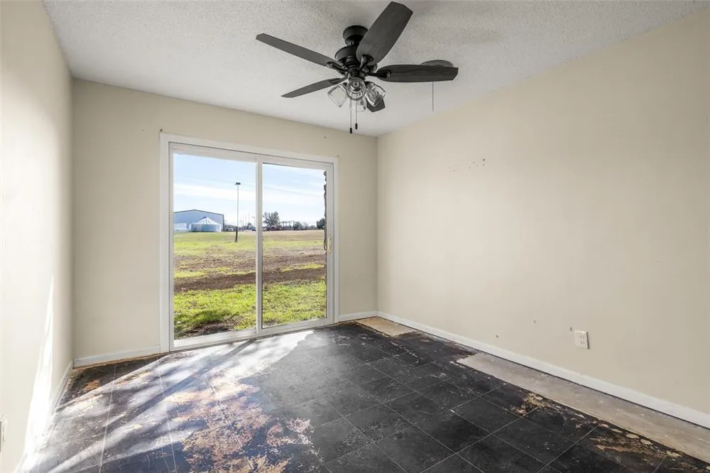 24503 Ranch Road 12 #D Dripping Springs, TX 78620