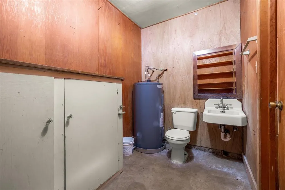 24503 Ranch Road 12 #D Dripping Springs, TX 78620