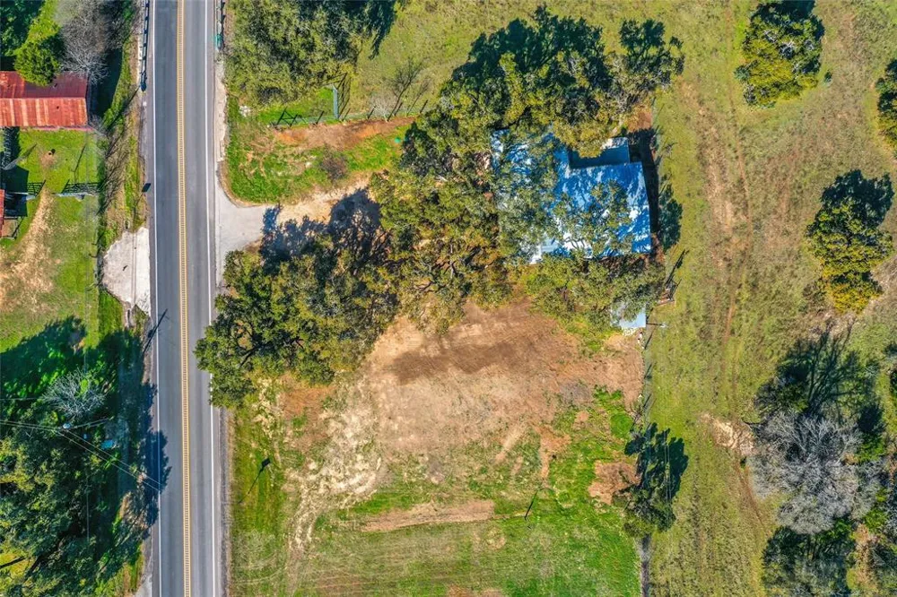 24503 Ranch Road 12 #D Dripping Springs, TX 78620