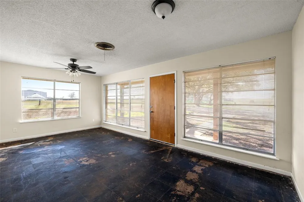 24503 Ranch Road 12 #D Dripping Springs, TX 78620
