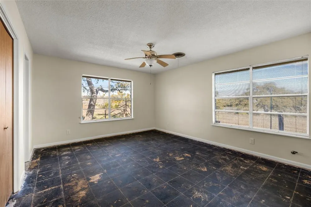 24503 Ranch Road 12 #D Dripping Springs, TX 78620