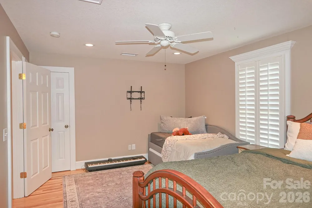 208 Triplett Street Jonesville, NC 28642