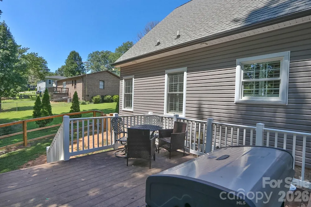 208 Triplett Street Jonesville, NC 28642