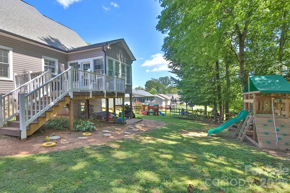 208 Triplett Street Jonesville, NC 28642
