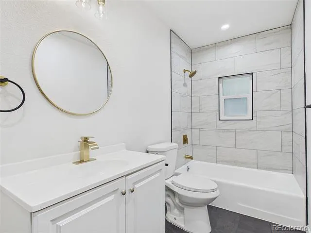 970 Scranton Street Aurora, CO 80011