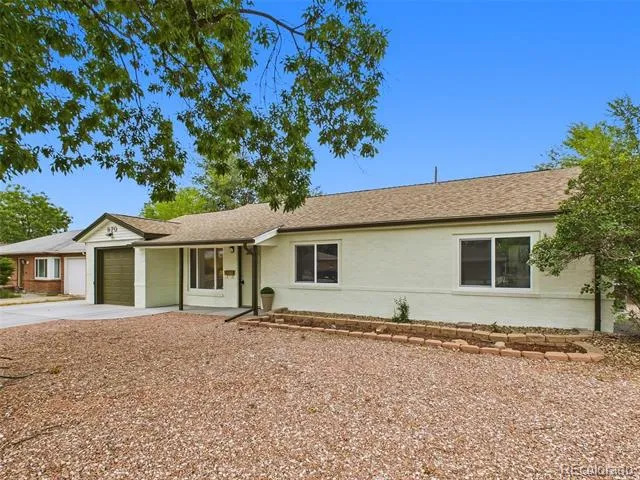 970 Scranton Street Aurora, CO 80011