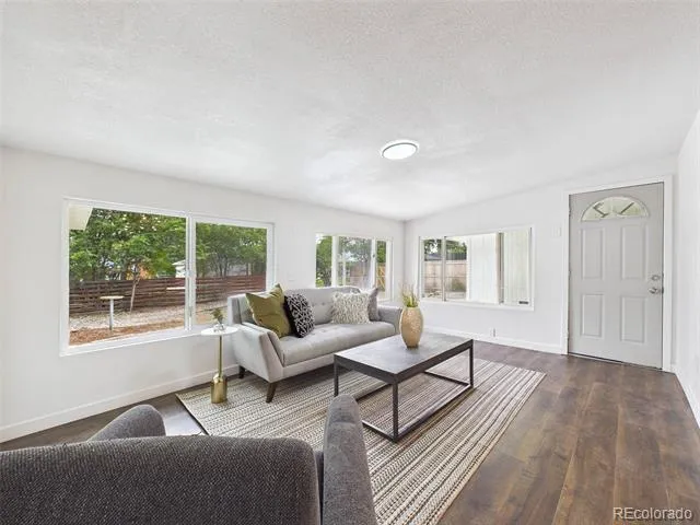 970 Scranton Street Aurora, CO 80011
