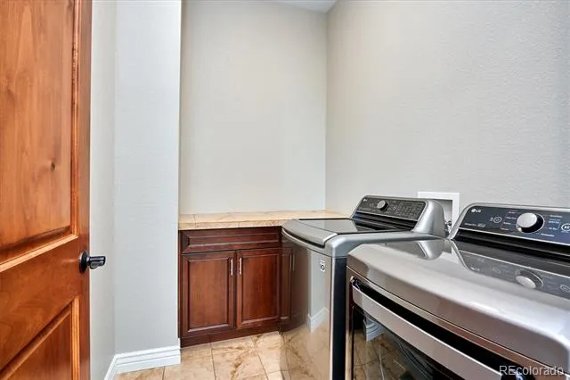 10120 Inverness Main Street Englewood, CO 80112