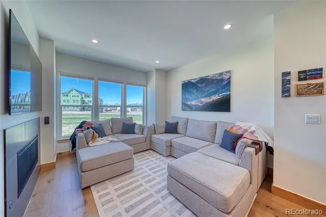 306 McClary Park Leadville, CO 80461