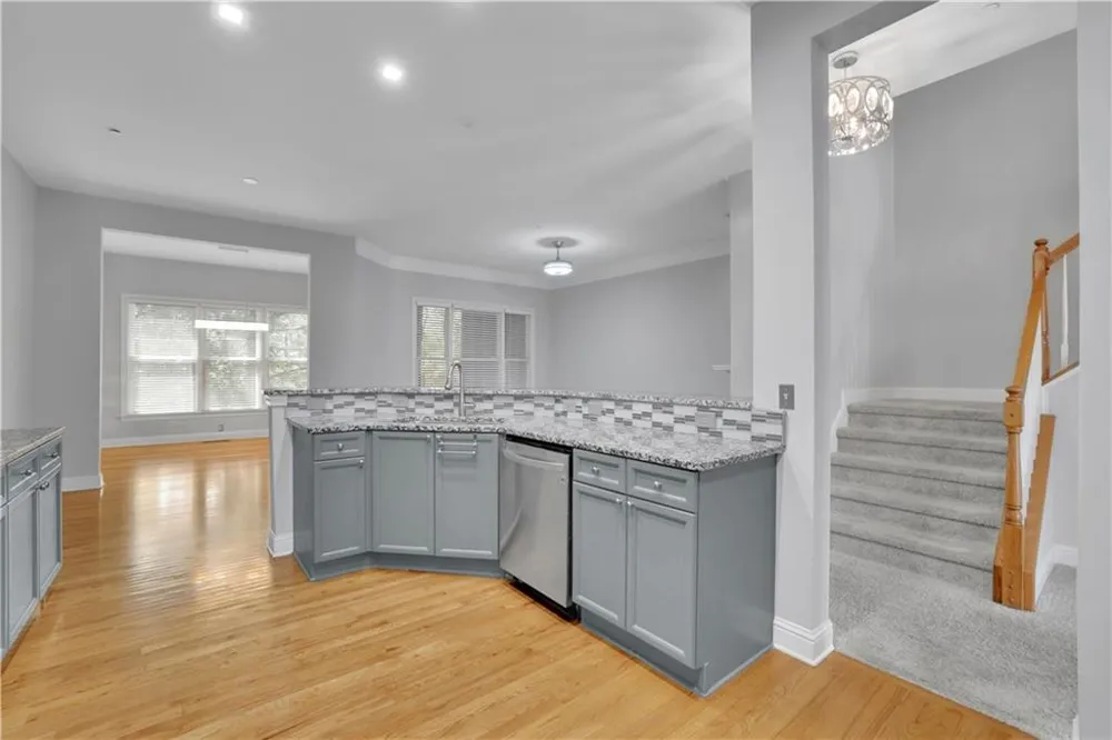1286 Creekside Terrace SE Smyrna, GA 30082