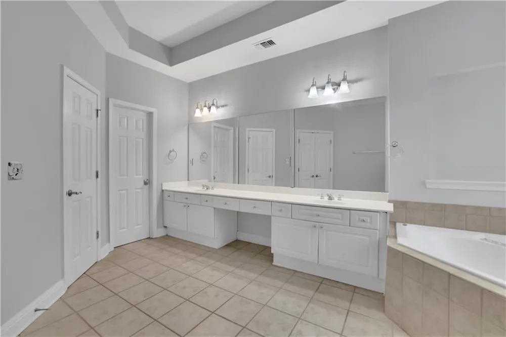 1286 Creekside Terrace SE Smyrna, GA 30082