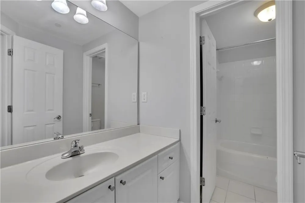 1286 Creekside Terrace SE Smyrna, GA 30082