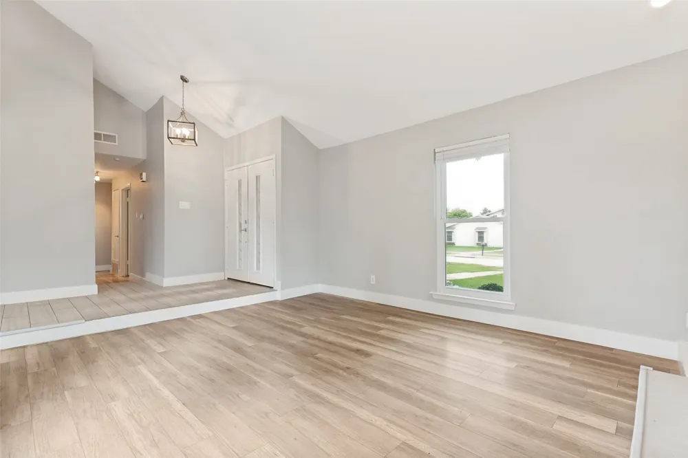 2114 Wheaton Drive Richardson, TX 75081