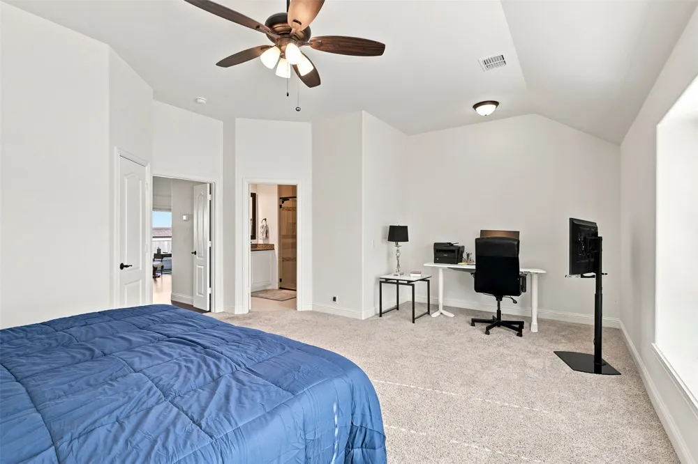 303 Pineview Lane Ponder, TX 76259